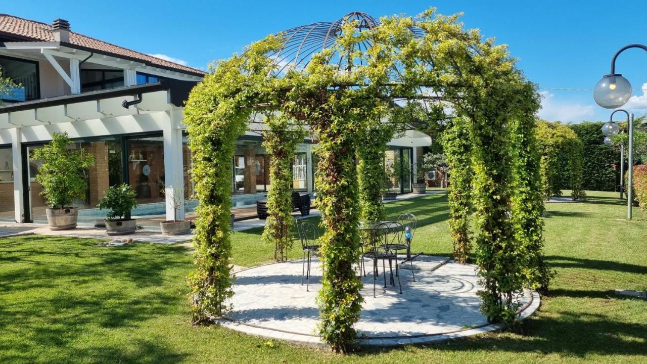 Fontana Oasis Apartments Castelnuovo del Garda Exteriér fotografie