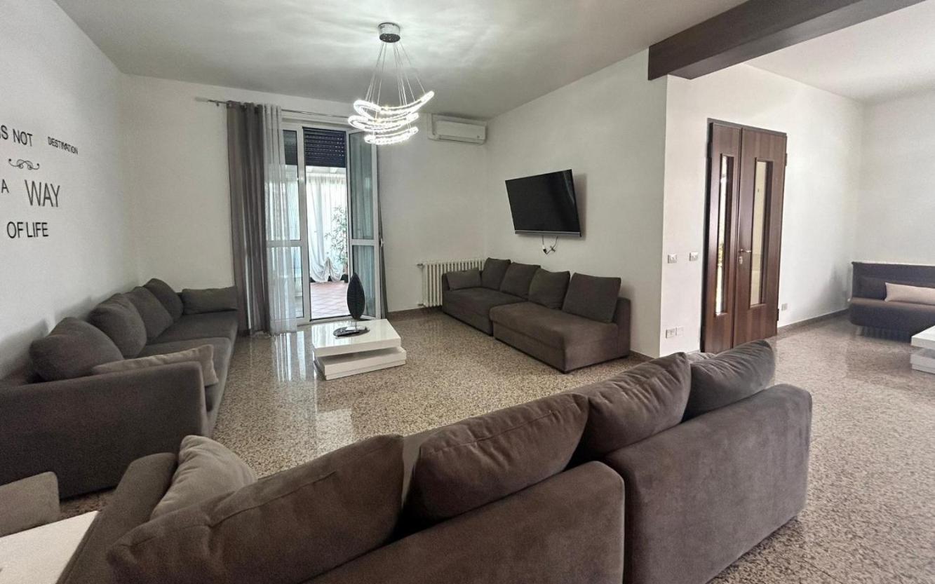 Fontana Oasis Apartments Castelnuovo del Garda Exteriér fotografie